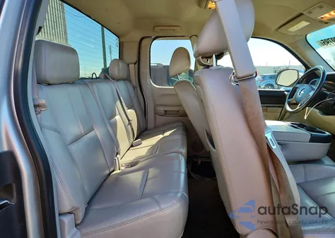 2011 Chevrolet Silverado C1500 Lt from USA, damaged, VIN 1GCRCSE04BZ334291